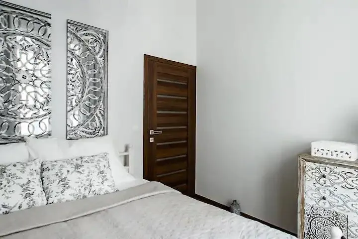 Luxury Apartment At Prague City Centre Andel!